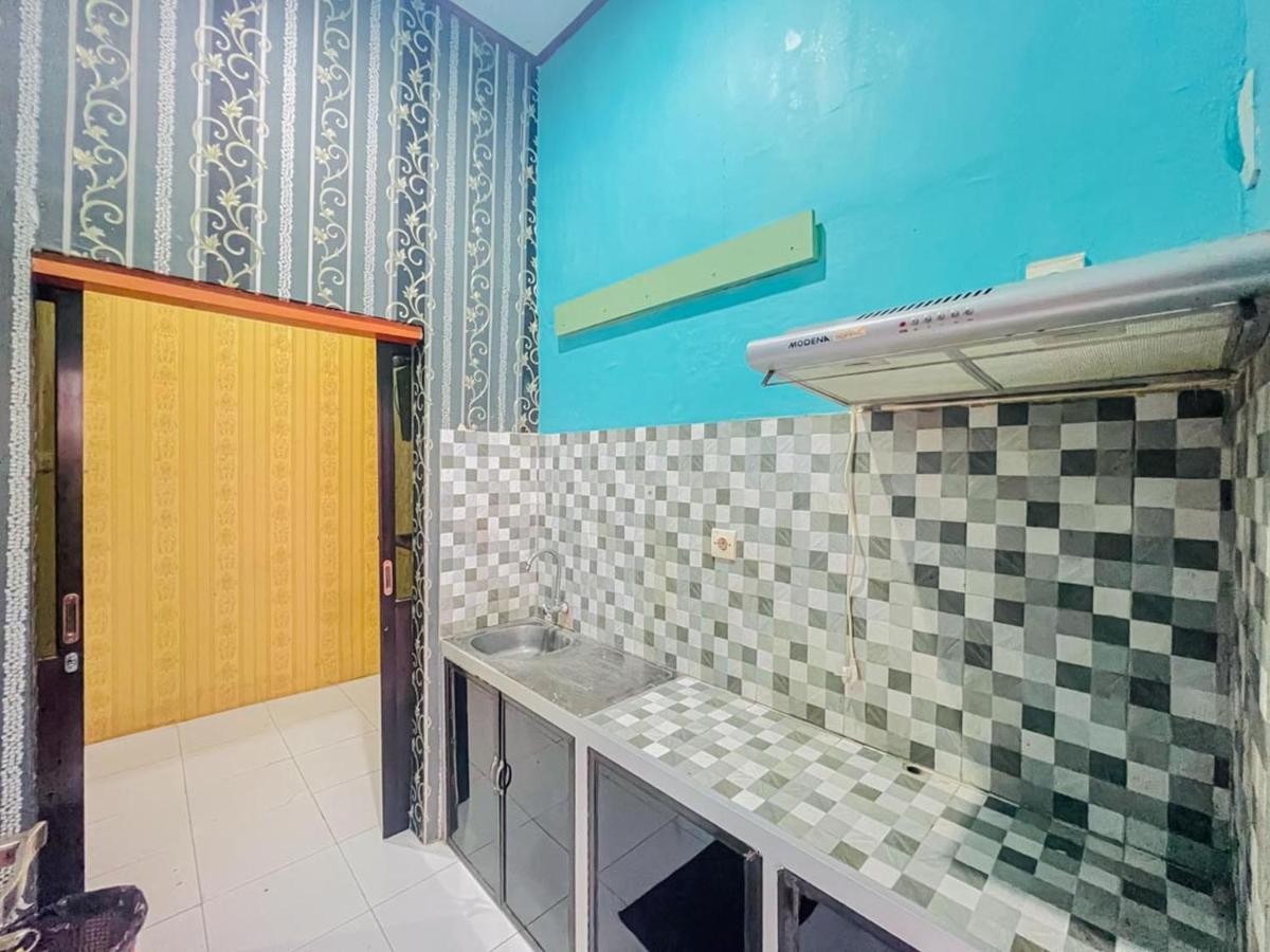 Reddoorz Near Sunrise Mall Mojokerto 외부 사진