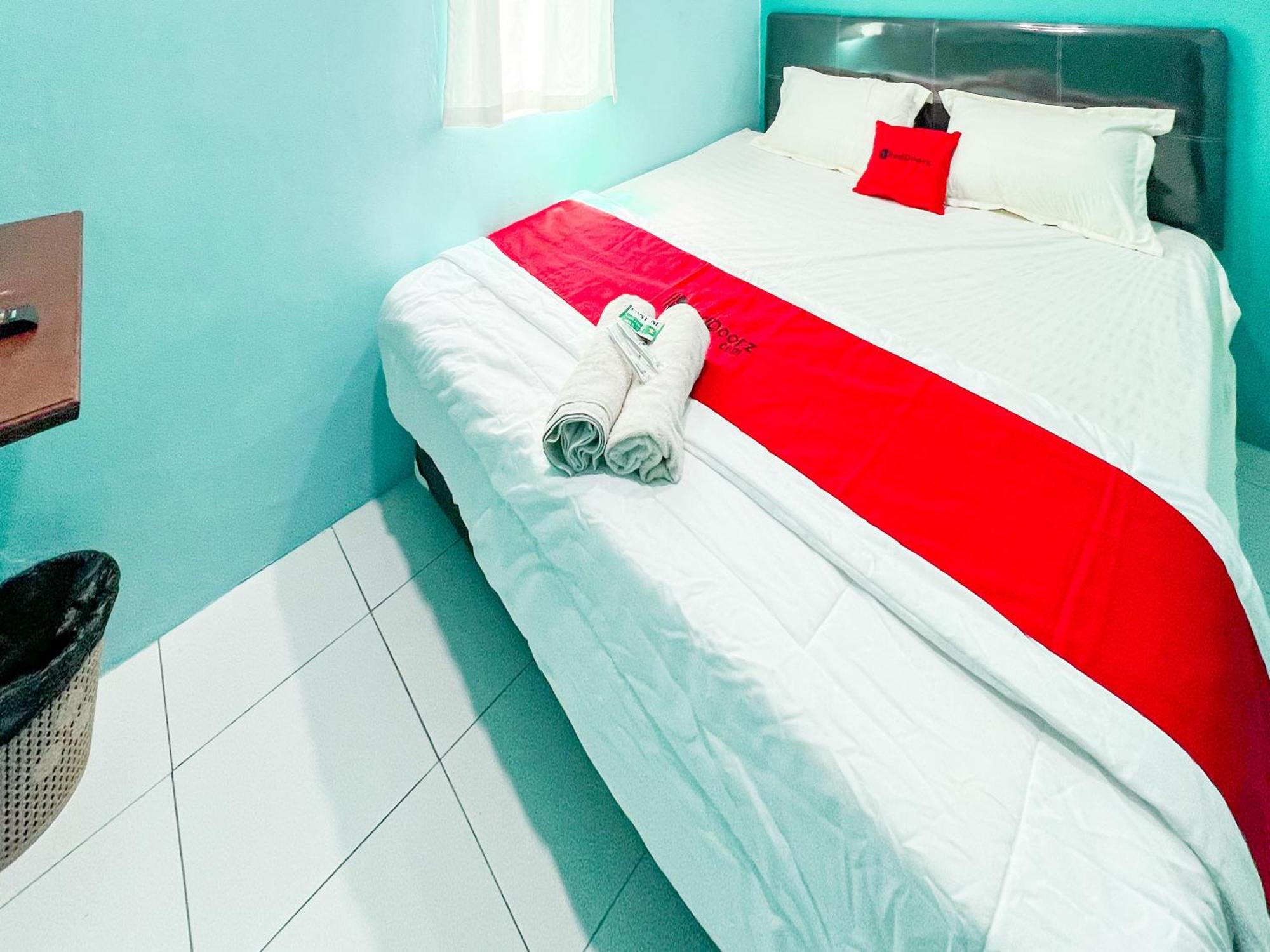 Reddoorz Near Sunrise Mall Mojokerto 외부 사진