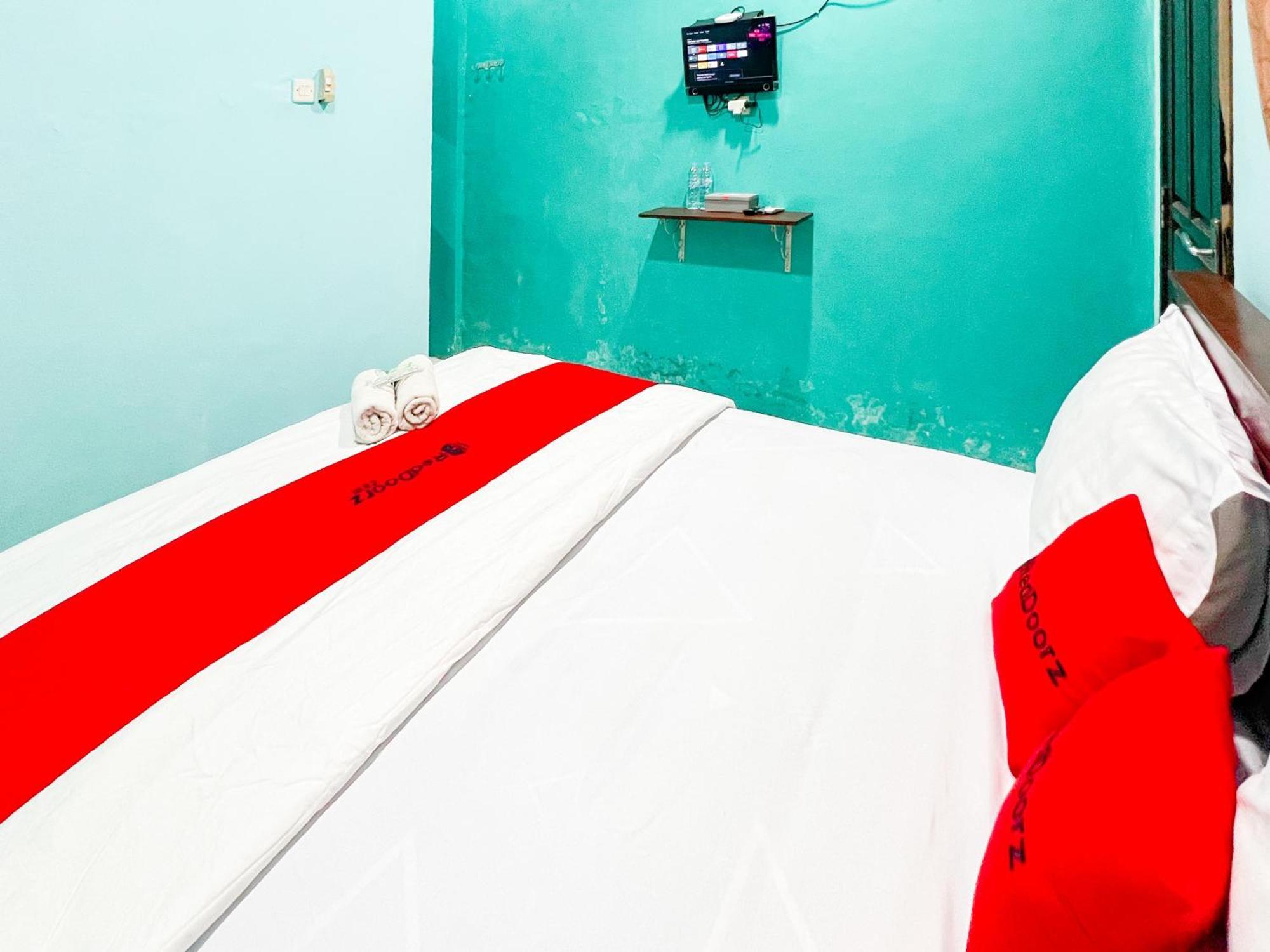 Reddoorz Near Sunrise Mall Mojokerto 외부 사진