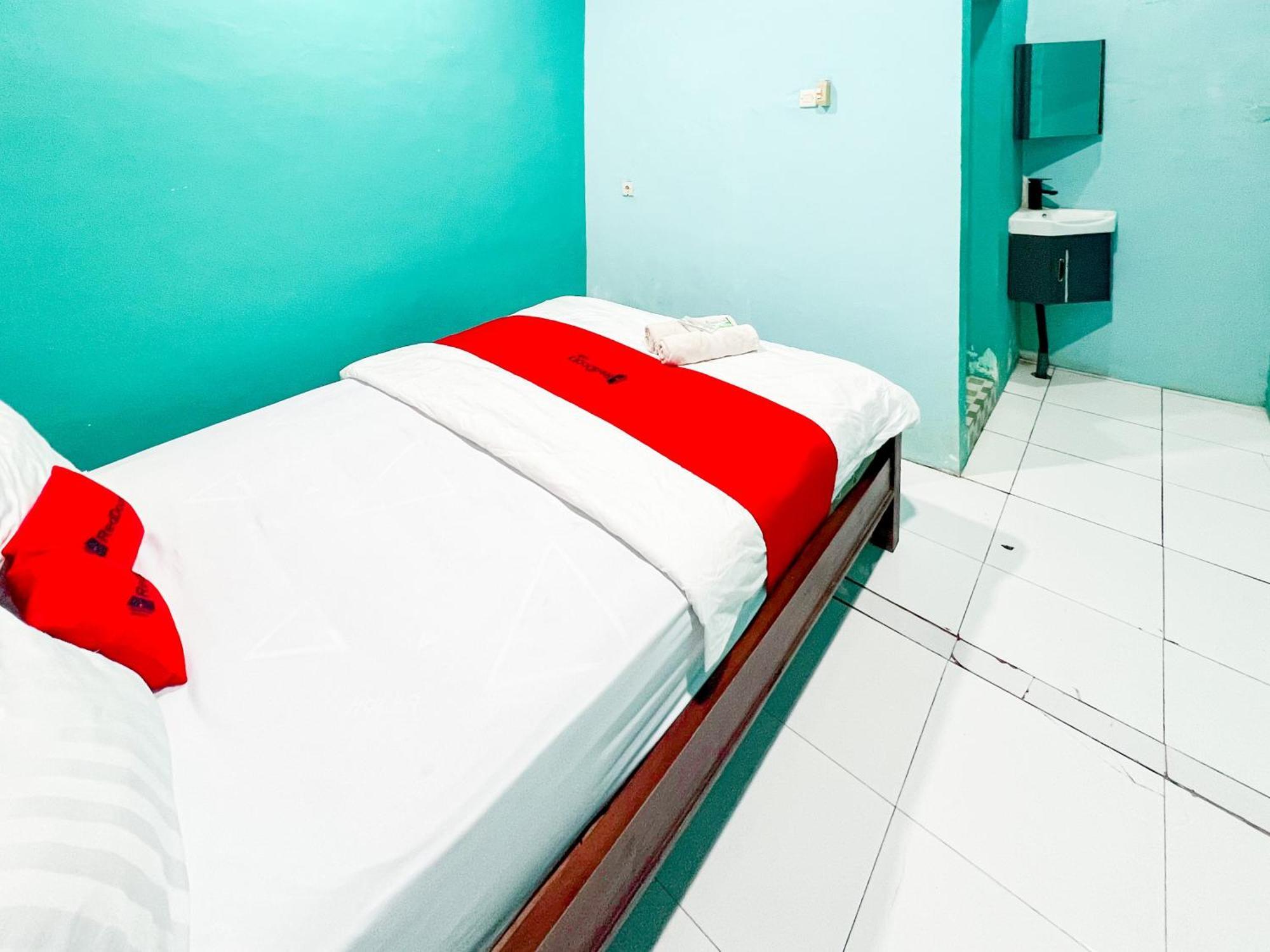 Reddoorz Near Sunrise Mall Mojokerto 외부 사진